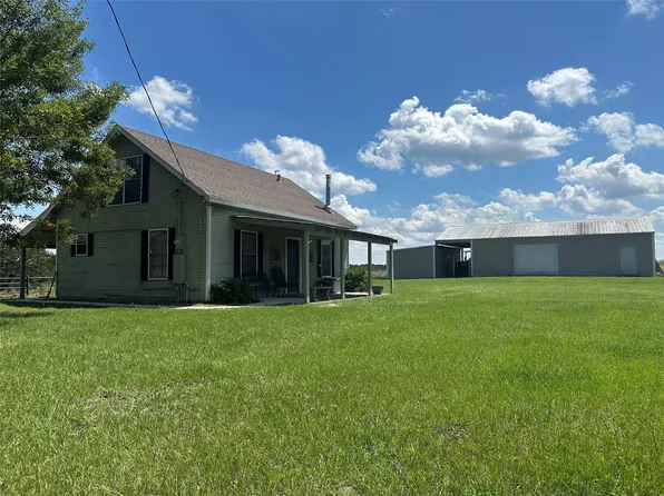 3260 County Road 282, Buffalo, TX 75831