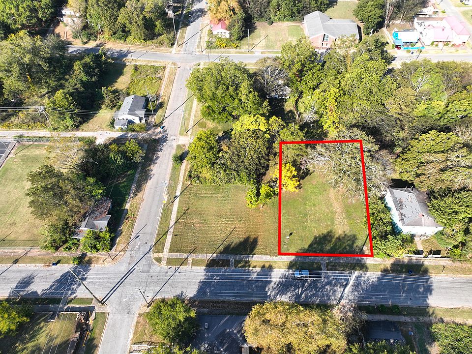 2nd image of 1606 Pine Ave #10