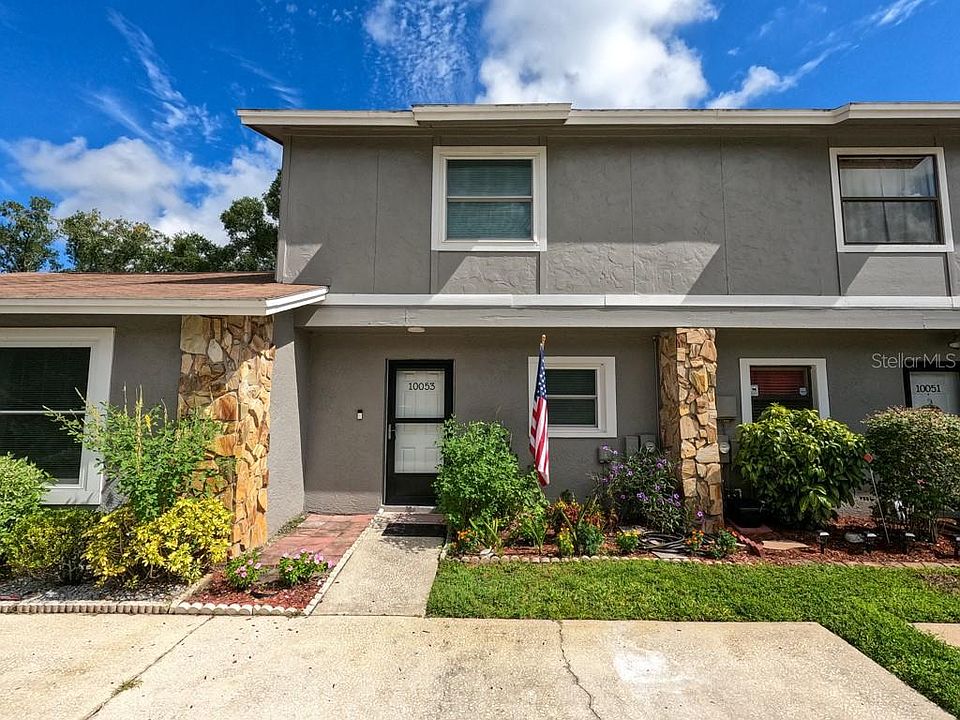 1st image of 10053 LAKE OAK CIRCLE