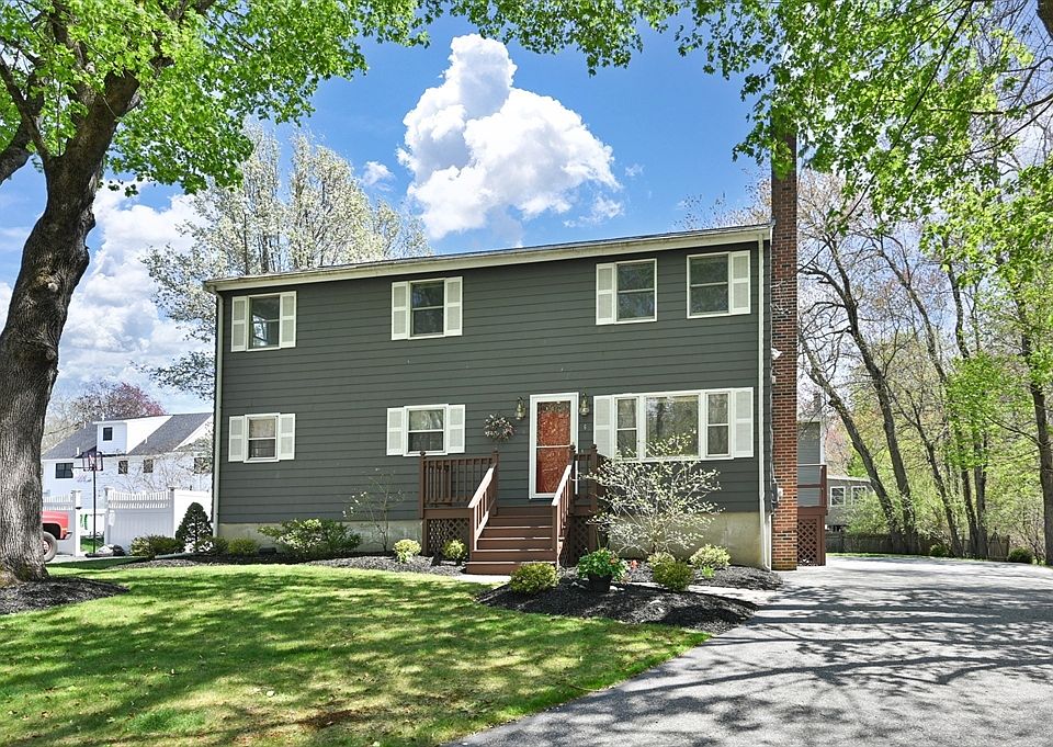 1st image of 6 Ivy Ln