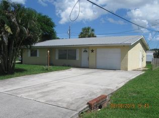 2094 SE Washington St N, Stuart, FL 34997