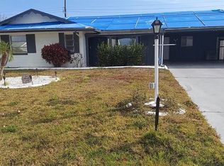 1205 Hacienda Dr, Sun City Center, FL 33573