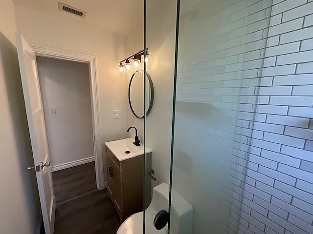 15022 Haynes St — Photo 18