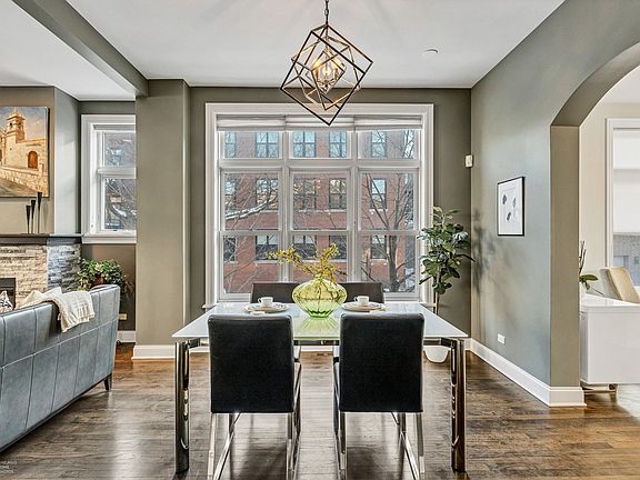 4th image of 2342 W Wabansia Ave #A