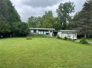 11310 Stage Rd, Akron, NY 14001