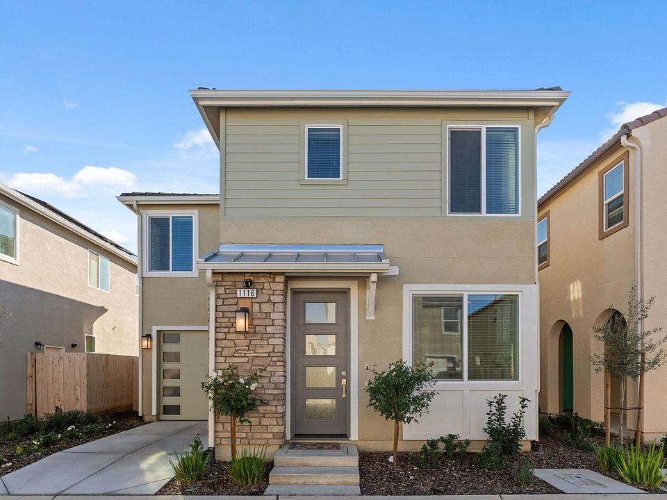 1st image of 1116 Elevations Way W