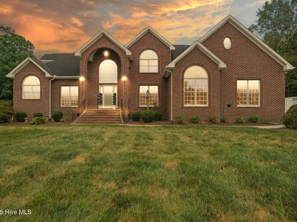 138 Dances Bay Road, Elizabeth City, NC 27909