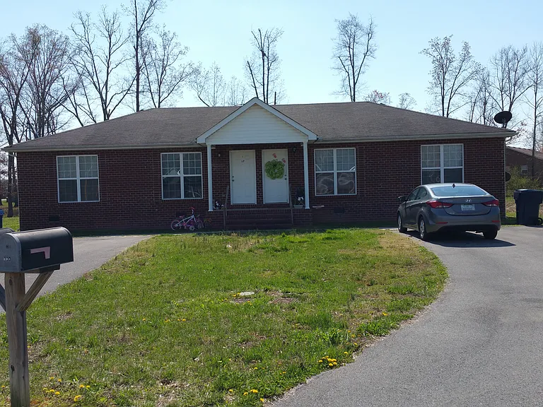 117 Dixie Ct — Photo 1
