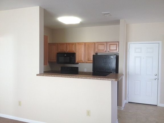3rd image of 7020 Leopard Way APT 308