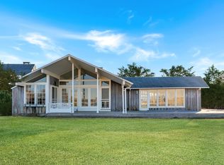 1 Watersedge Dr, Quogue, NY 11959