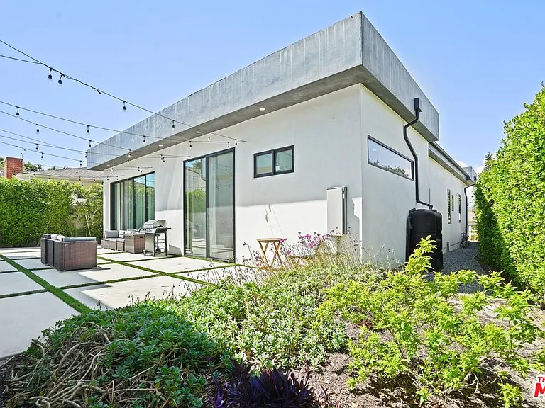 12136 Clarkson Rd — Photo 37