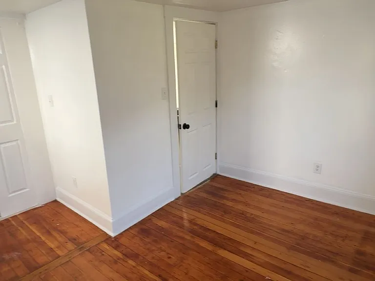 88 Linden St #2N — Photo 2