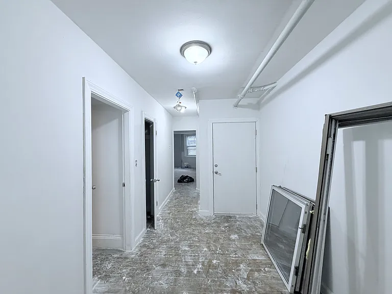 45 Carlton St #10 — Photo 4