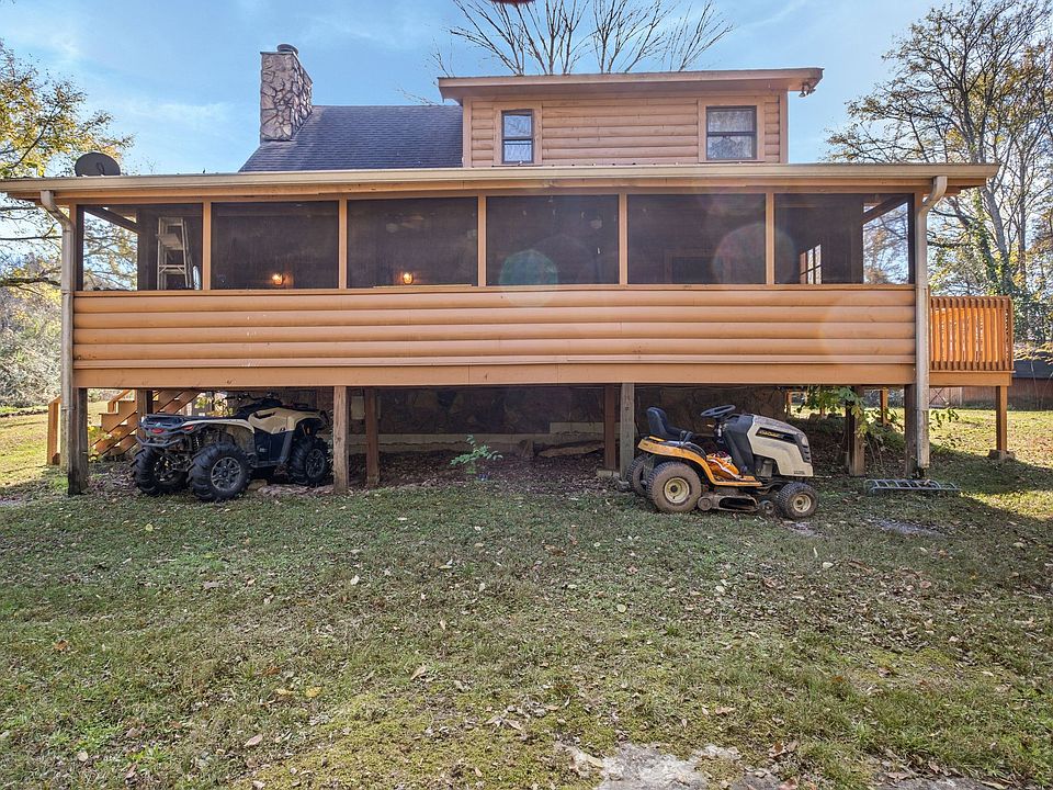 7th image of this home