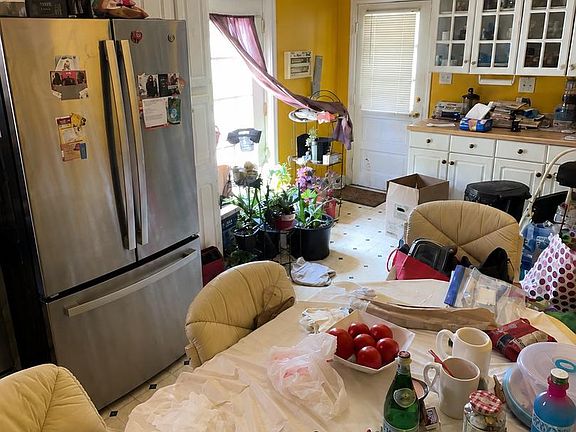 3rd image of 3409 Delancey St