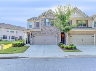 7033 Kingswood Run Dr, Doraville, GA 30340
