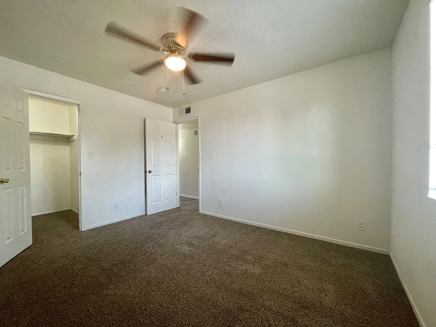 Ventura Place — Photo 4