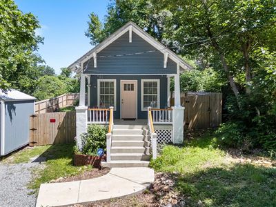 209 W Tahlequah St, Siloam Springs, AR, 72761