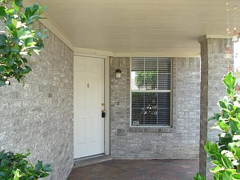 5911 Bradworthy Dr — Photo 2