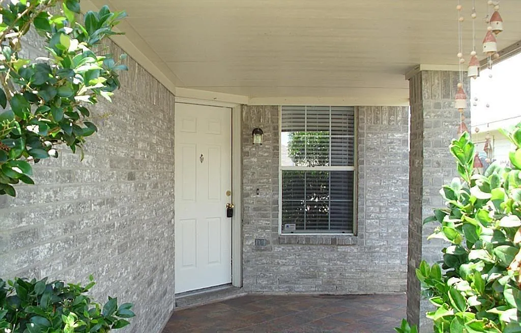 Building Photo - 5911 Bradworthy Dr