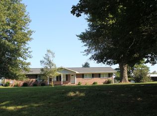 366 Valley Rd, Frankfort, KY 40601