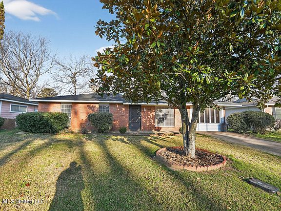 3rd image of 6559 George Washington Dr