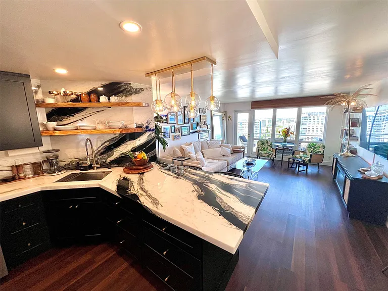 133 N Pompano Beach Blvd #1506 — Photo 9