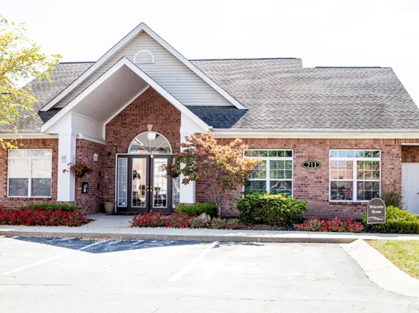 Bayberry Place Apartments, 711 Greenridge Pkwy #727A, Brownsburg, IN 46112