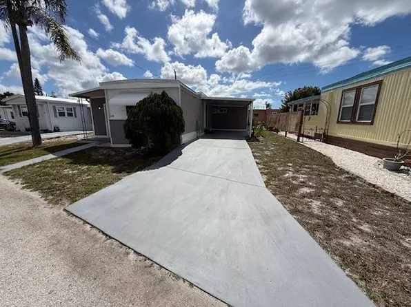 6904 Cortez Rd #167, Bradenton, FL 34210