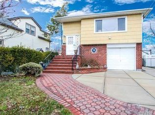 55 Cumberland Pl, Valley Stream, NY 11580