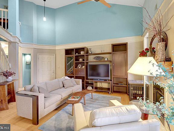 5th image of 1334 Garden Wall Cir #E