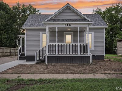 315 S Douglas St, Litchfield, IL, 62056