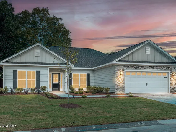 126 Firethorn Circle, Wallace, NC 28466