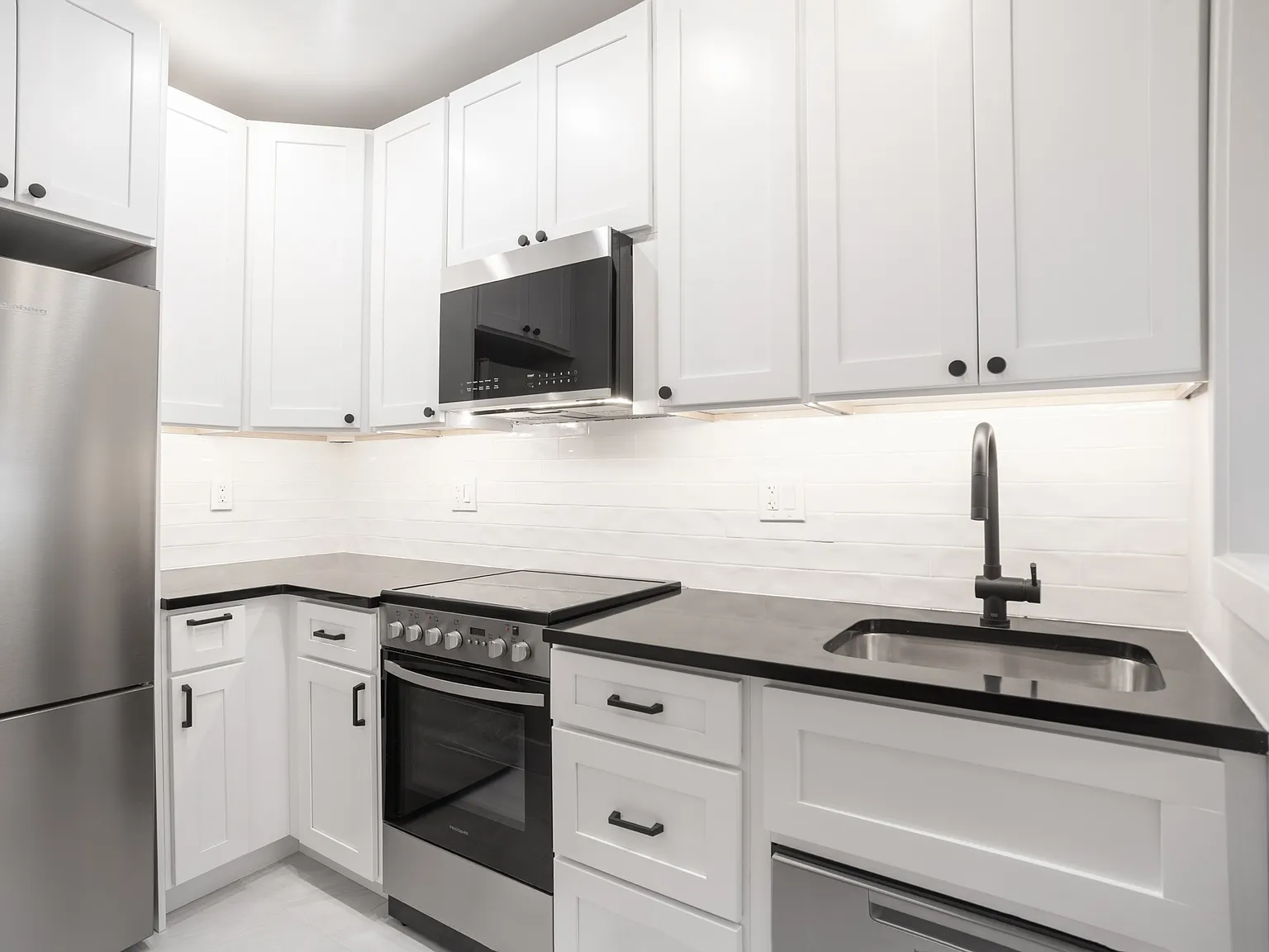 Rocksboro Apartments — Photo 1