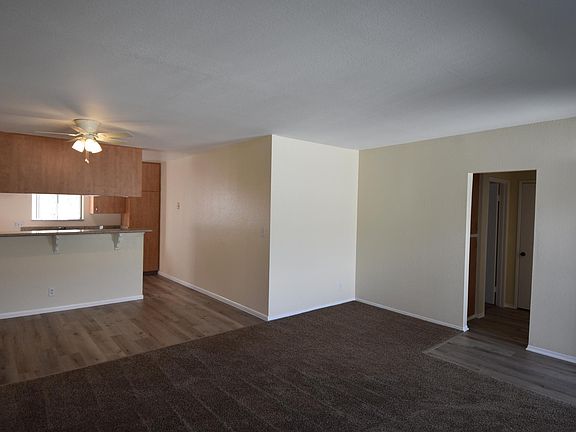 5th image of 1404 Highland Ave APT 12