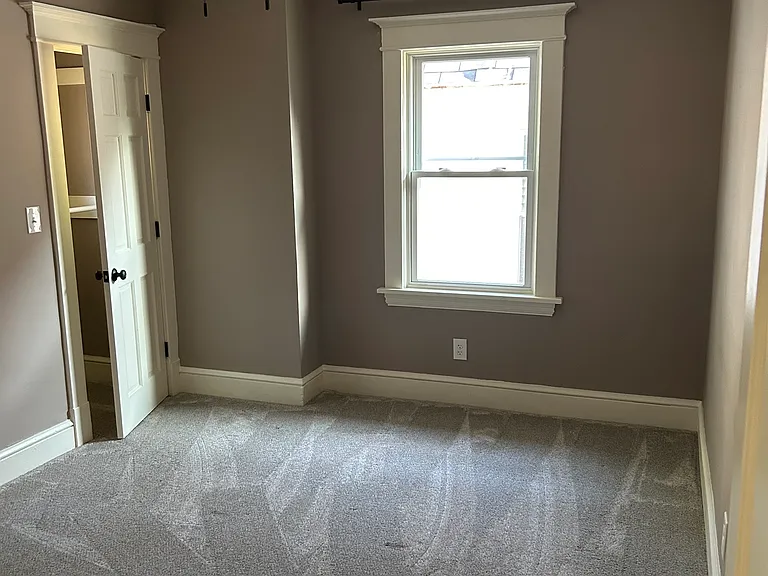 466 Meigs St #2 — Photo 8