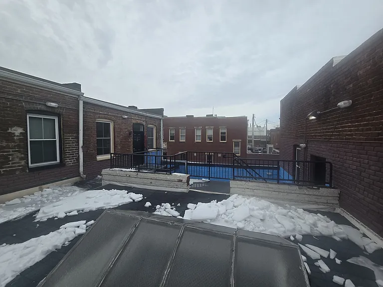 301 Goshen St #20D — Photo 6