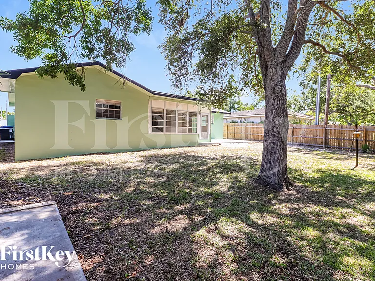 14300 Iroquois Ave — Photo 18