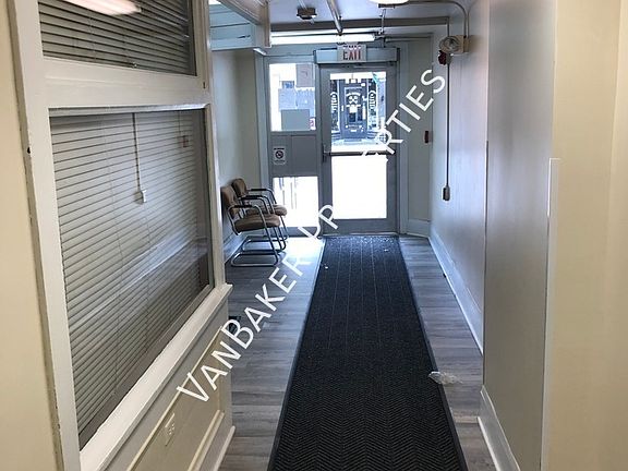 3rd image of 553 W Tuscarawas Ave #B14