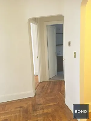 Rented by Bond New York | media 27