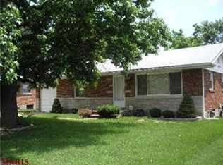 314 S Dellwood Dr, Saint Louis, MO 63135