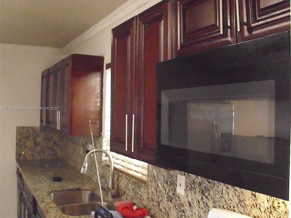 4th image of 19221 NW 35th Ave