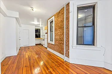 Rented by Pistilli Realty Group