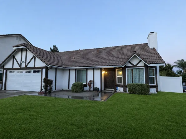1468 Cresthaven Pl, Oceanside, CA 92056