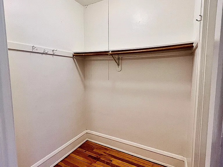 Stevens Square Apartments — Photo 82