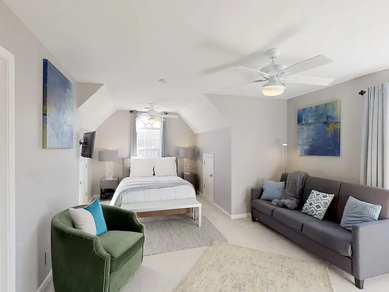 115 Thistlewood Ln — Photo 34