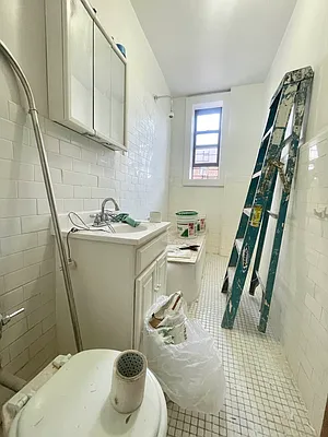 Rented by BRICK & GALO REALTY CORP | media 13