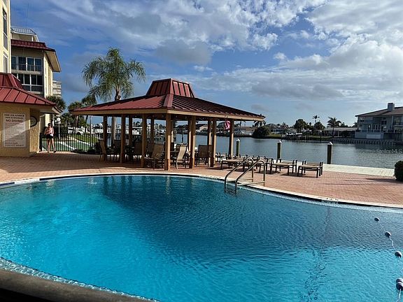 3rd image of 121 Island Way APT 331
