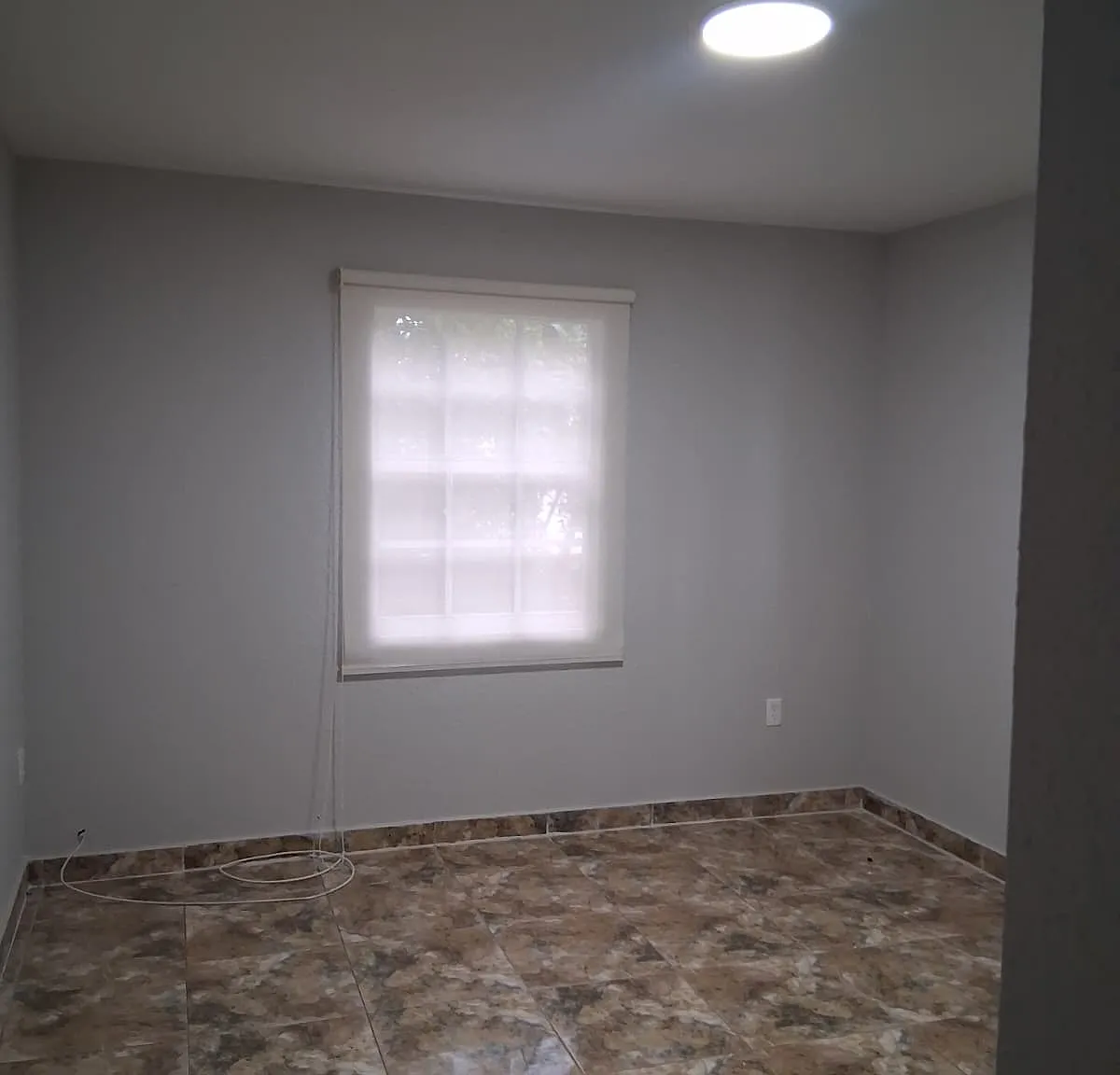 2 bed, 1000 sqft, $2,500 — Photo 4