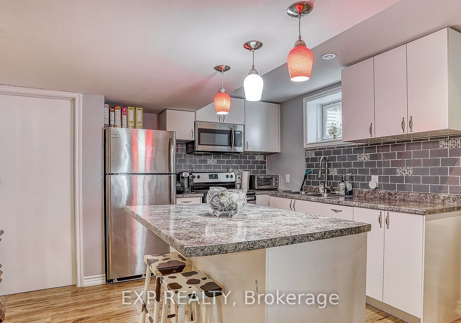 2 bed, $1,700 — Photo 3